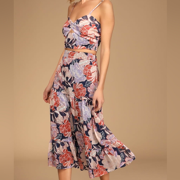 NWT Lulu's Floating Thru Flowers Midi Dress - Picture 3 of 7